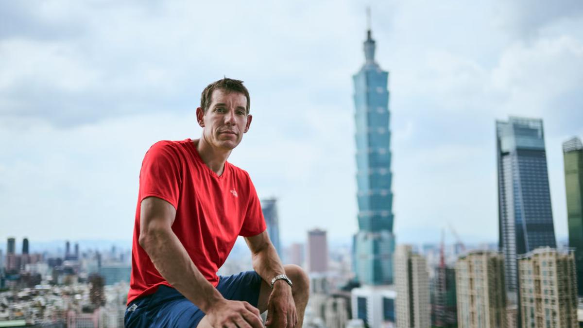 Alex Honnold to scale Taipei 101 live (Courtesy of Netflix Taiwan’s Instagram)
