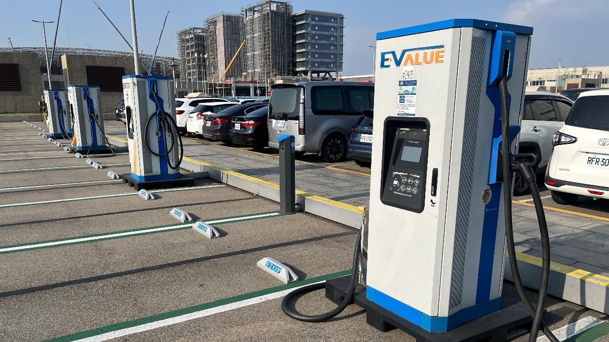 Taoyuan airport expands EV charging at Terminal 2 (Courtesy of Taoyuan International Airport)