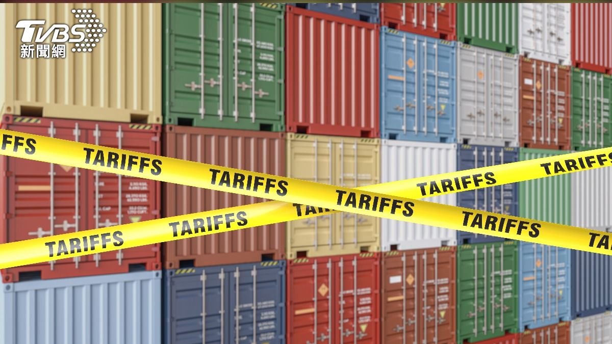 Taiwan export orders to U.S. surge 38.6% to record high (Shutterstock)