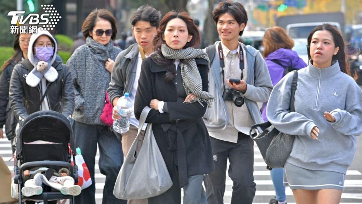 Taiwan braces for cold front arrival (TVBS News)