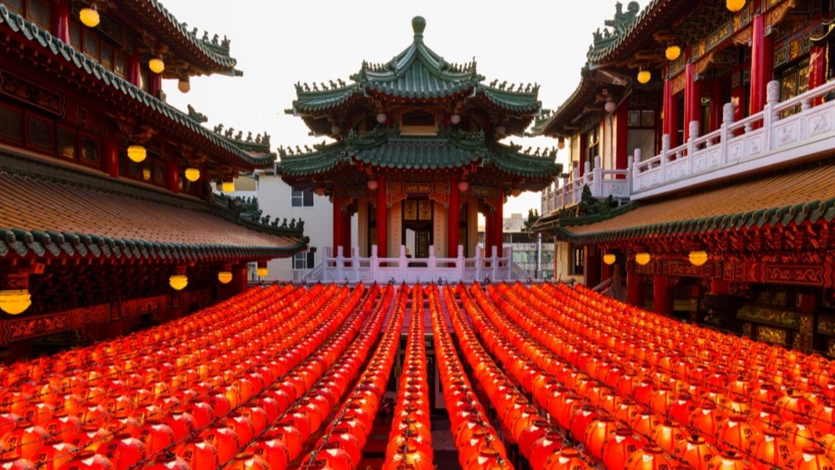 Temples offer services for appeasing Tai Sui (Shutterstock)