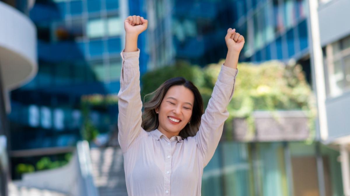 Zodiac signs primed career success in 2026 (Shutterstock)
