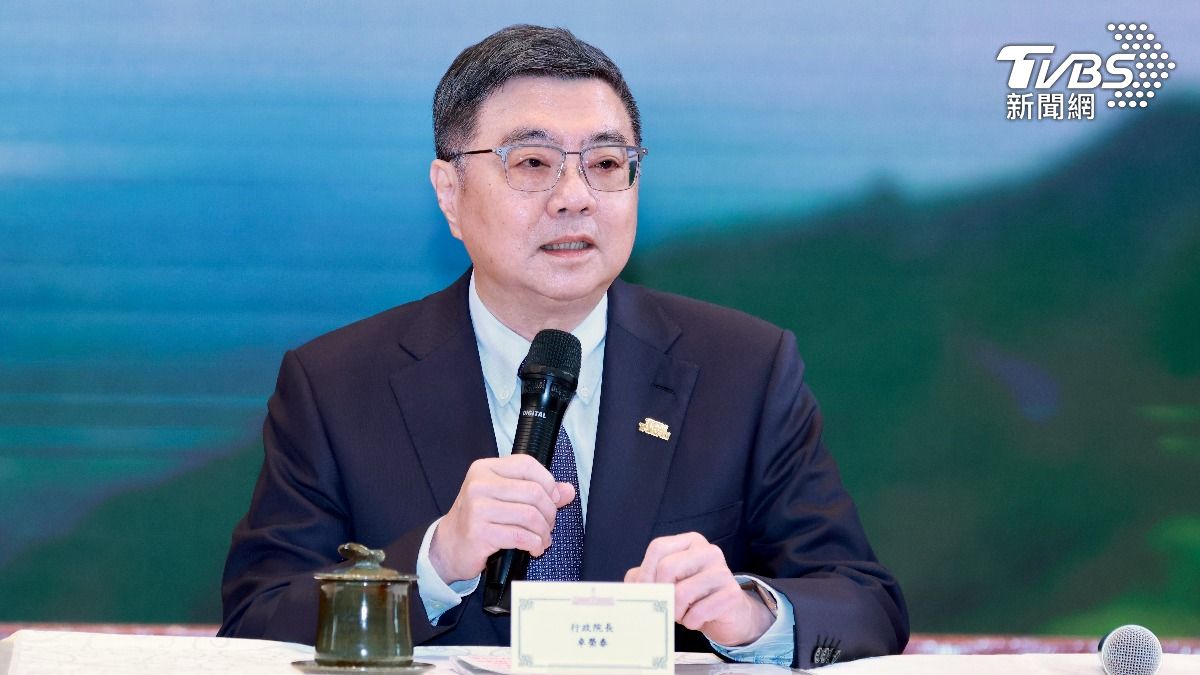 Taiwan holds emergency meeting on oil (TVBS News)