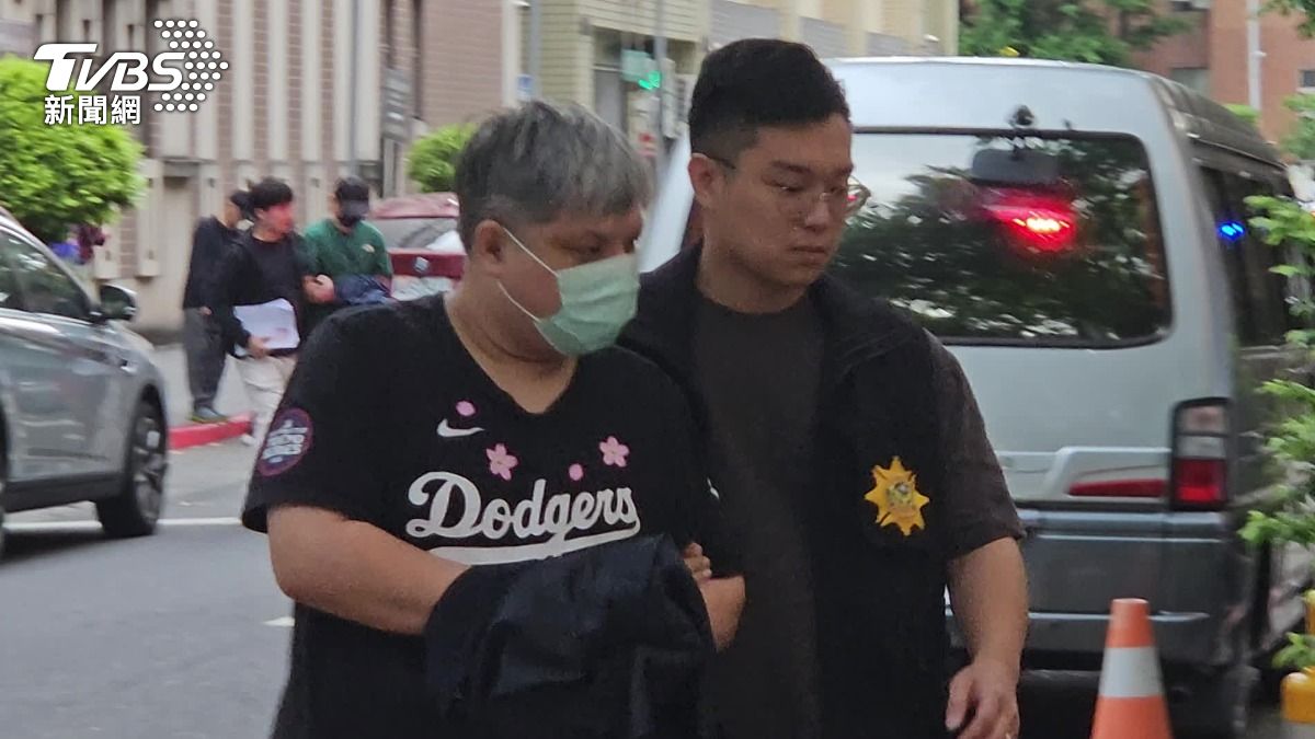 Taipei couple indicted for ticket scalping (TVBS News)