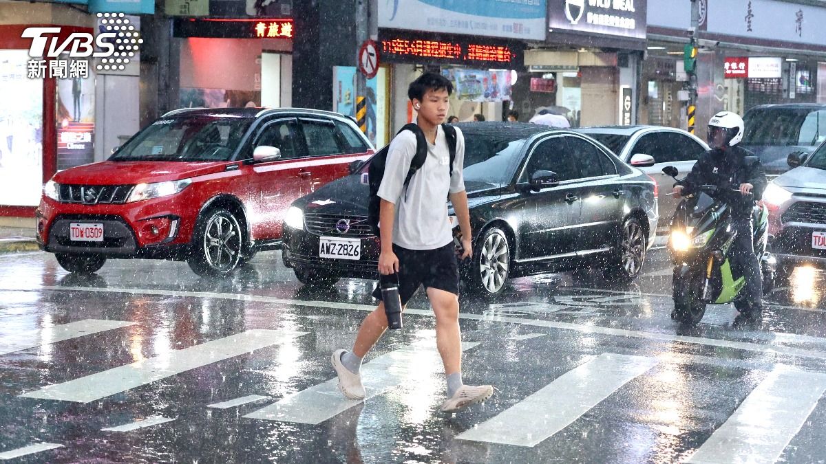 Heavy rain warning for Taiwan’s east (TVBS News)